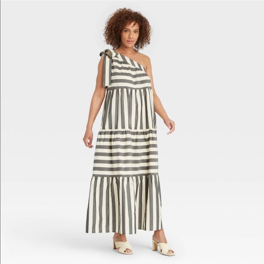 NEW Target Who What Wear striped 1 shoulder dress